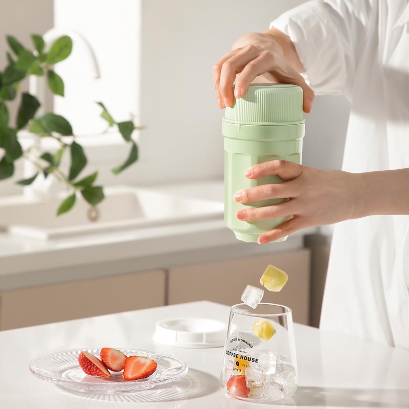 Ice Cube Tray, Ice Tray with Happy Twisting Ice Cup,