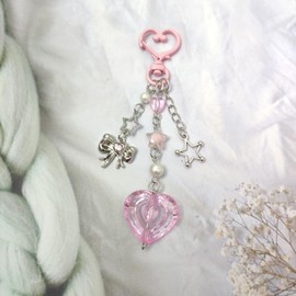 Nalefow Keychain for Women Gold Bow Angel Wings KeyChains Novel Star Heart Strawberry Racket Pendants Bag Charm Key Chains (Pink Heart)