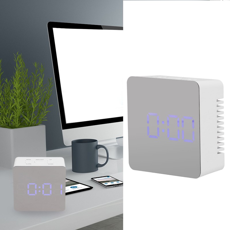 LED Mirror Clock Square Automatic Battery Powered Temperature Smart Clock