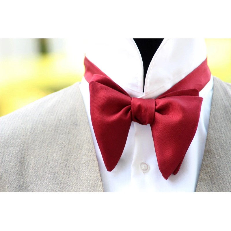 Camellucci Men's Self tied Bow Tie Maroon Silk Butterfly Bowtie