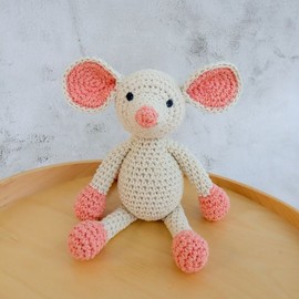 Hoooked DIY Crochet Kit Monica Mouse PAK295
