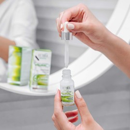 Victoria Beauty - Hyaluronic serum high dose, anti-ageing face serum with superfoods, hyaluronic acid and niacinamide provides plenty of moisture (1 x 20 ml)