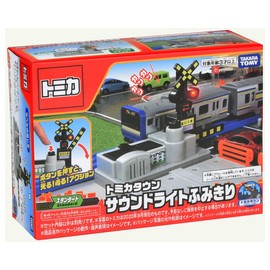 Takara Tomy Tomica Town Sound Light Railroad Crossing Mini Car Toy for Ages 3 and Up
