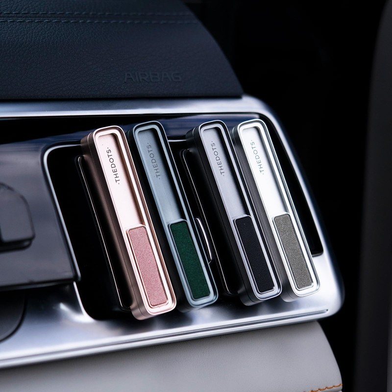 THEDOTS Gray Reusable Car Vent Clips with 2 Refills, Car