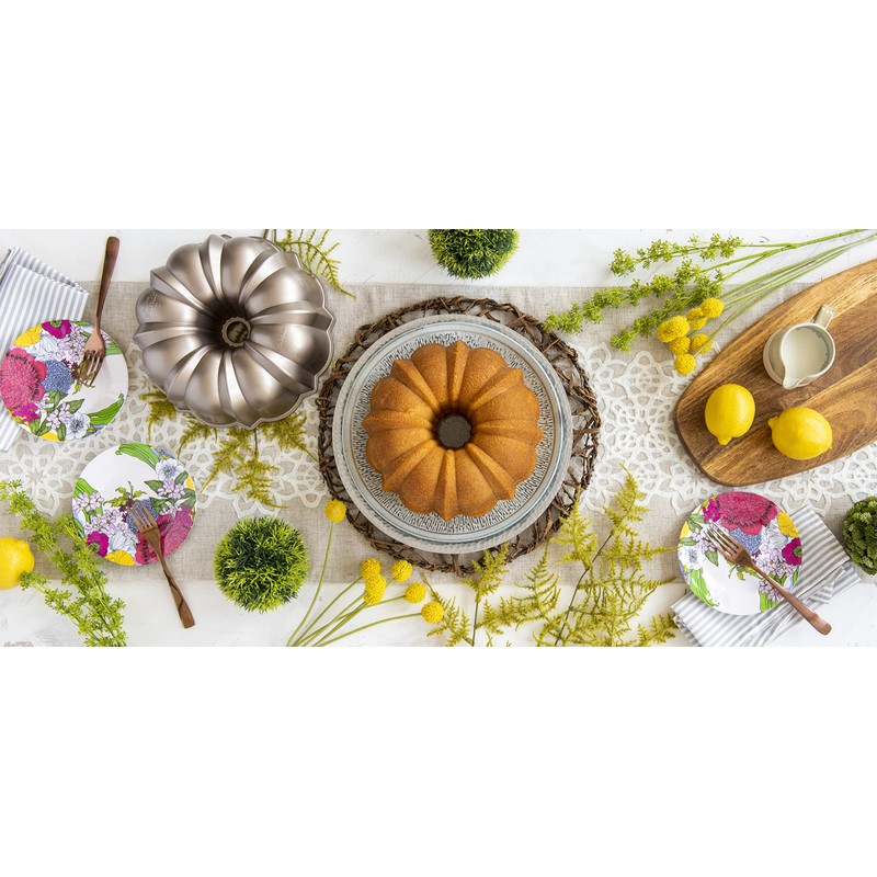 Nordic Ware Original Bundt, 12-Cup, Toffee