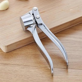 Garlic Press, Stainless Steel Garlic Press Garlic Press Garlic Press Handy Kitchen Utensil Set Dishwasher Safe and Sturdy 3 Pieces with Brush and Garlic Peeler