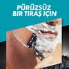 Gillette Mach3 Charcoal Avantajlı Yedek Tıraş Bıçağı 8'li