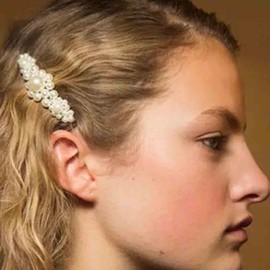 Yheakne Pearl Wedding Hair Pin Clips Gold Pearl Hair Barrette Bridal Headpieces Decorative Hair Pins Headwear Pearl Hair Clip Bride Hair Accessories for Women and Girls Gifts (Pearl A)