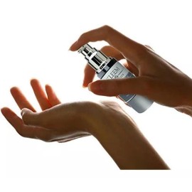 Kleem Suero De Vitamina C Para Iluminar La Cara Reafirmante