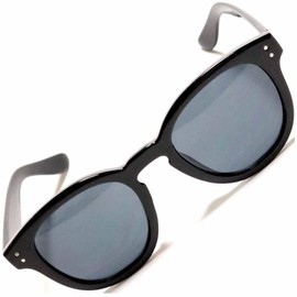 [FashionBerry] ブラック×スモーク サングラス 度なしメガネ ファッションメガネ めがね 眼鏡 メンズ レディース 丸 四角 透明 色付き 小さい 大きい 軽い ゴルフ 運転 車 釣り uvカット 登山 夏 旅行 紫外線カット 1050505-F-064