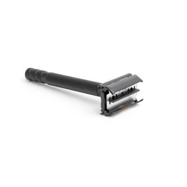 Wilkinson Sword Double Edge Razor for Men With 10 Double Edge Razor Blades Refills