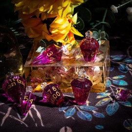 Cusdie 7-Die Sharp Edges DND Dice Set, Potion Shaped D&D Dice, Handcrafted Polyhedral Dice Set, Potion Dice for TTRPG Role Playing Game (Purple w/Glitter Powder)