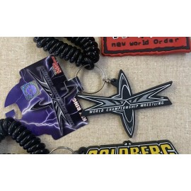 Racing Champions 1999 WCW World Championship Wrestling Logo Keychain Key Ring Sealed