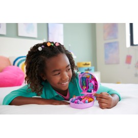 Polly Pocket Dolls and Playset, Dolphin Rescue & Play Compact, Animal Toy with 2 Micro Dolls, Sea Pets, Ocean Accessories