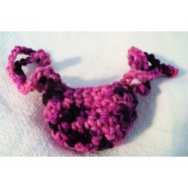 Lion Brand Yarn New Hand Crocheted Pink & Black  NOSE WARMER Winter Sports Clothing Unisex