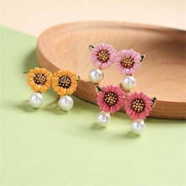 18K Gold-Plated Daisy Flowers Enamel Glaze Non-Piercing/Clip On with Shell Pearl Earring (Pink)