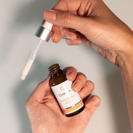 Clarena - Intense Retinol Serum 30 ml - Intense Retinol Serum - The Serum Contains 0.3% Pure Retinol - Hydrogenated Retinol - Niacinamide - Hyaluronic Acid - Vitamin E