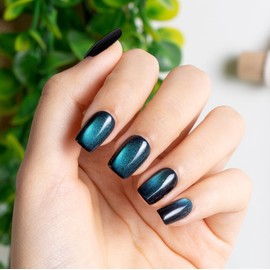 CurvLife Curvlife Press On Nails Kit - Full Cover False Nail Tips with Trendy Designs, Reusable & Glue Included - Easy Application Nail Accessories for Women (multicolor cat eye, Short)