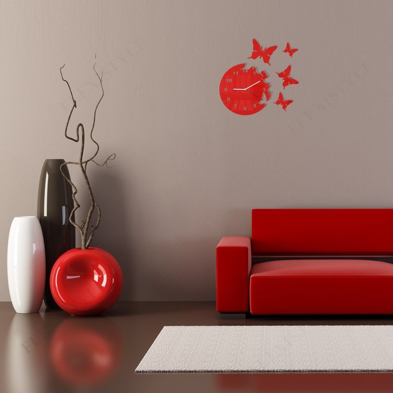 Round and modern butterfly wall clock with no tick sound