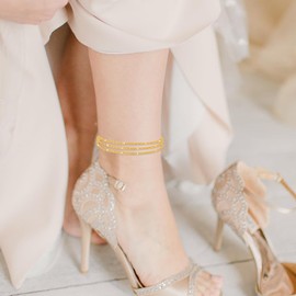 AOWVUTS Women's Anklet Adjustable Boho Layered Foot Chain, Beach Ankle Bracelet Jewelry Silver or Gold Ankle Bracelet for Women Girl in Summer, Jewelry gift for women girls (Gold)