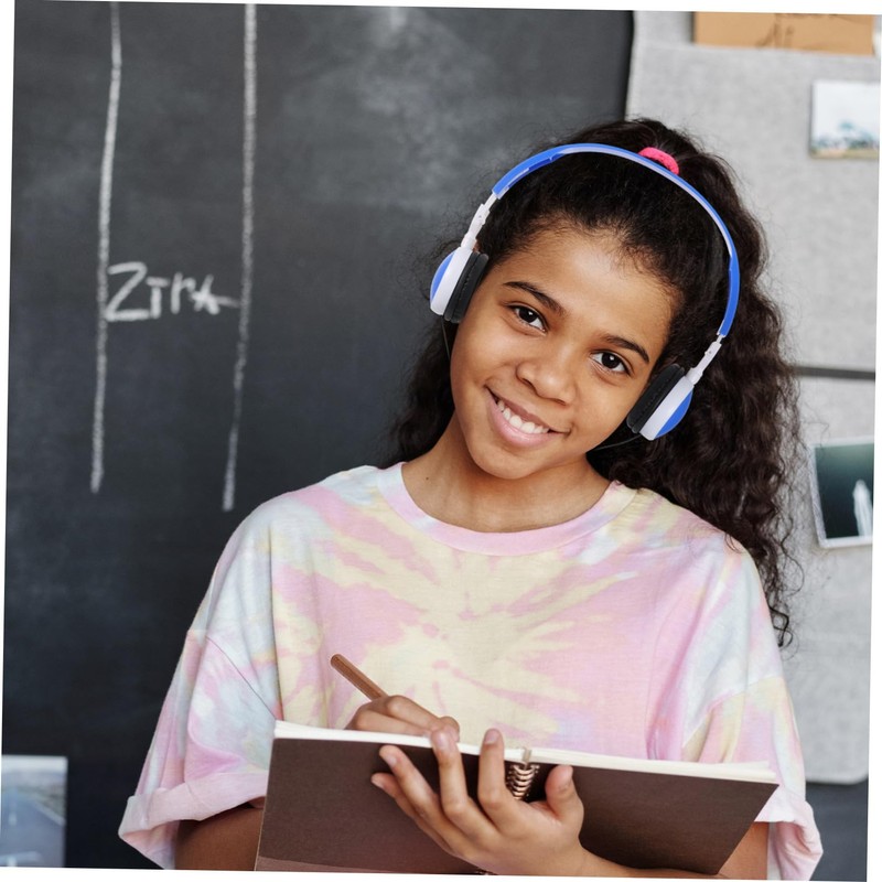 TEHAUX 1pc Foldable Headset Lightweight Ear Headphones for School Music