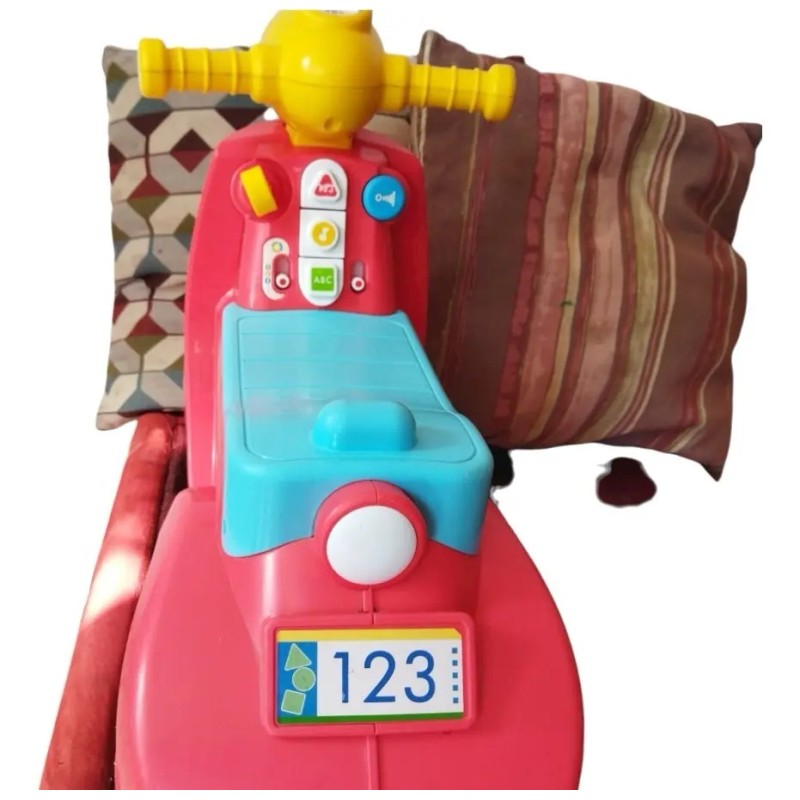 Fisher-price® Ríe Y Aprende Moto Aprende Conmigo (Usado)