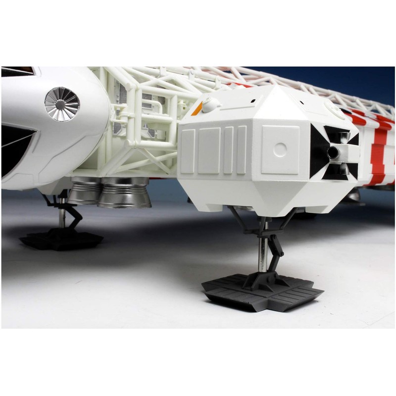 MPC Space 1999 Eagle Transporter 1:48 Scale Film Studio Model