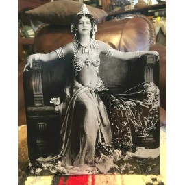 Mata Hari "World War 1 Spy" B&W Figure Tabletop Display Standee 9 1/2" Tall