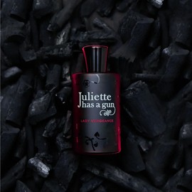 Juliette Has a Gun Lady Vengeance Eau de Parfum – Elegant Rose Travel Perfume for Women – Bulgarian Rose, Patchouli, Vanilla – Rich, Seductive Floral