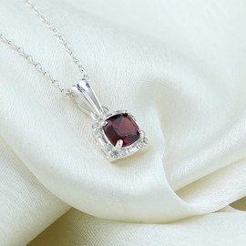 GEMKORA Real Garnet Crystal Pendant Necklace, Natural Gemstone, Birthstone Crystal, Healing Stone, Gift for Women Mom Her, Statement Jewellery, 925 Sterling Silver 18 inch