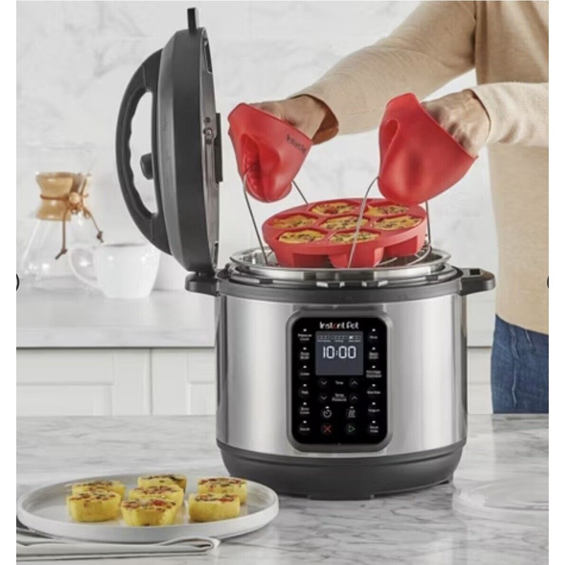 Instant Pot 6qt 9-in-1 Pressure Cooker Bundle