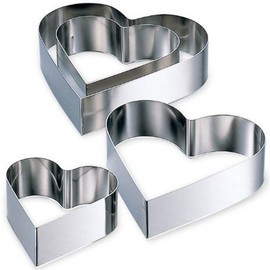 18 – 8 Heart-shaped serukururingu 15 cm