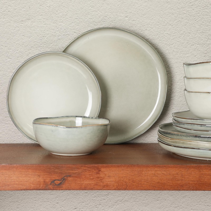 Gibson Soho Lounge Nardini 12 Piece (Service for 4) Plates