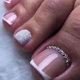 French Tip False Toe Nails, Press on Toenails Stick on Toe Nails Fake Nail Art, 24PCS Short Square Toenails with Glue, Easy Application, Reusable Toe Nail Set for Women Summer (Diamond)