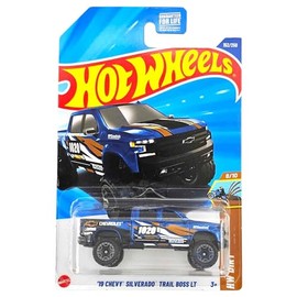 Hot Wheels '19 Chevy Silverado Trail Boss LT [Blue], HW Dirt 8/10, 152/250, 1:64 Scale Diecast Car
