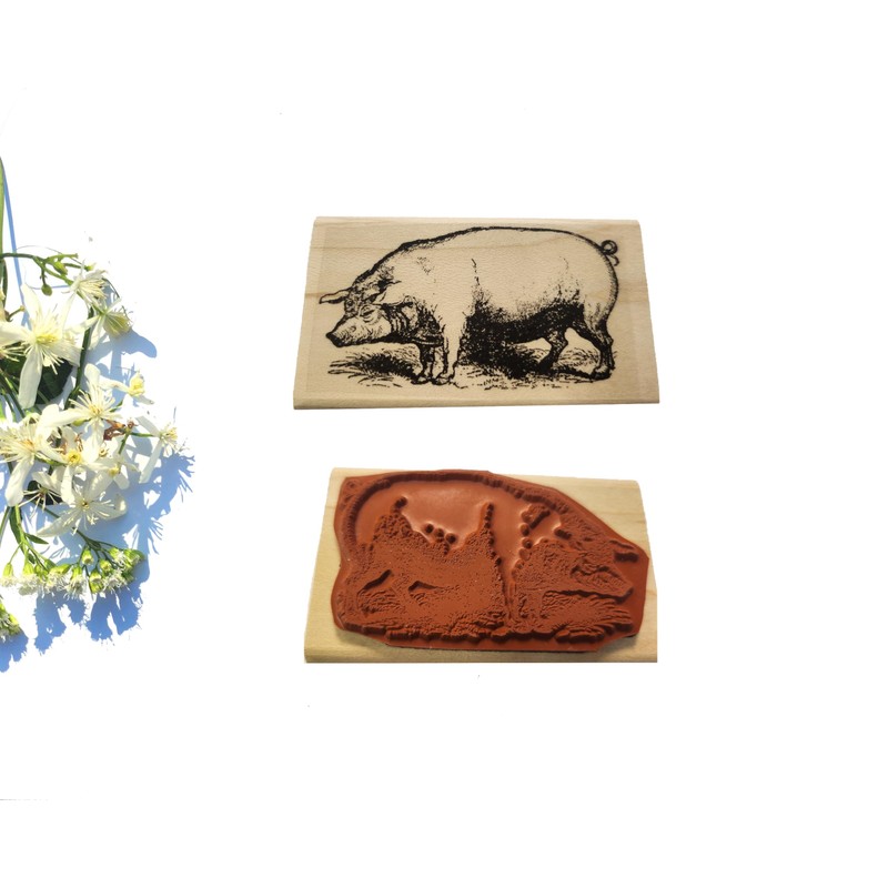 P10 Vintage Pig Rubber Stamp