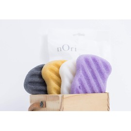 NORI Esponja Corporal KONJAC Curcuma- KONJAC SPONGE NATURAL - Limpia y exfolia tu piel con suavidad. Te ayuda a evitar las manchas, espinillas en la espalda.