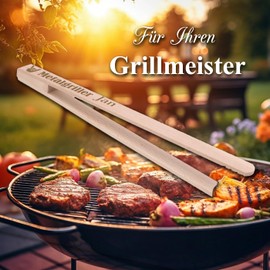Dekolando Grillzange personalisiert mit Name und Gravur Metalgriller – Grillbesteck aus Buchenholz – zum Grillen für Grillmeister – für BBQ Bratwurst