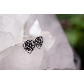 WINDALF Bohemia Lucky Stud Earrings Amica Diameter 0.7 cm Celtic Heart Vintage 925 Sterling Silver, Sterling Silver, No gemstone.