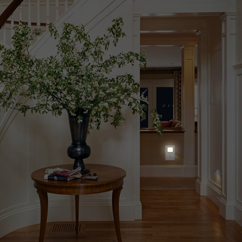 LOHAS LED Night Light Plug in, Dusk to Dawn Sensor