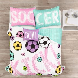 Lush Decor Girls Soccer Kick Reversible Oversized 5 Piece Quilt Set, Full/Queen, White & Turquoise