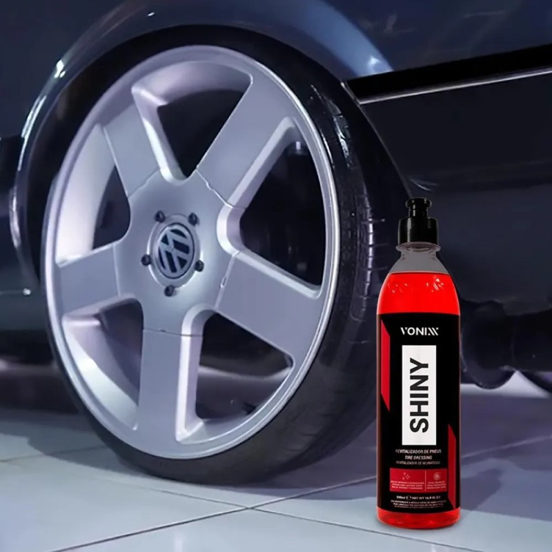 Neumático negro de larga duración Shiny Revitalizer color rojo Vonixx