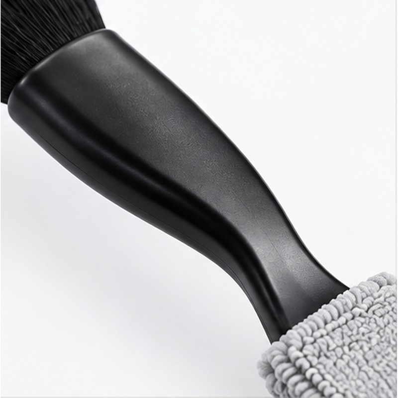 Double-Head Guitar Cleaning Brush for Strings & Fingerboard – Compact