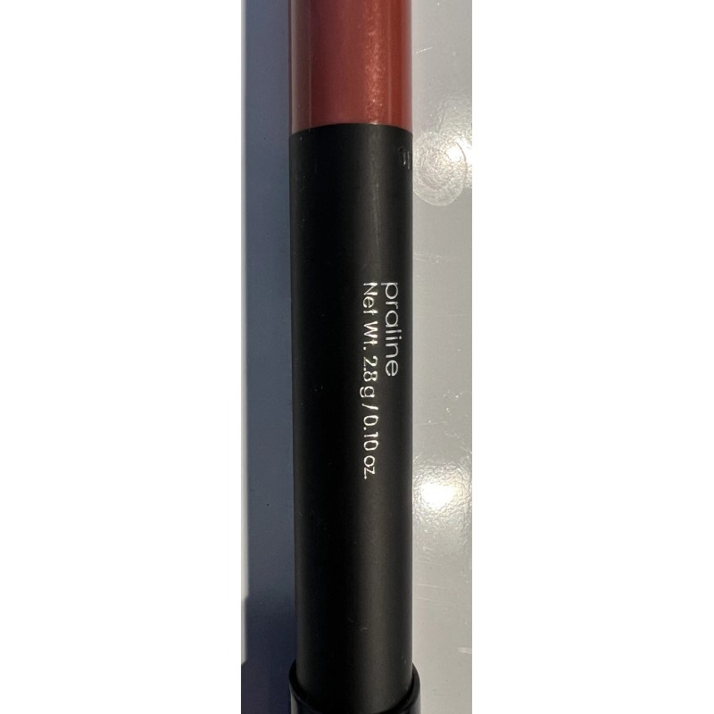 glō-minerals Glo minerals Cream Glaze Lip Crayon with built in