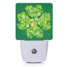 Oeaskly St Patrick's Day Night Light,Happy Green Clover Night Lights Plug into Wall with Dusk to Dawn Light Sensors 0.5W Led Night-Lights for Stairway/Hallway/Bedroom St Patrick's Day Décor