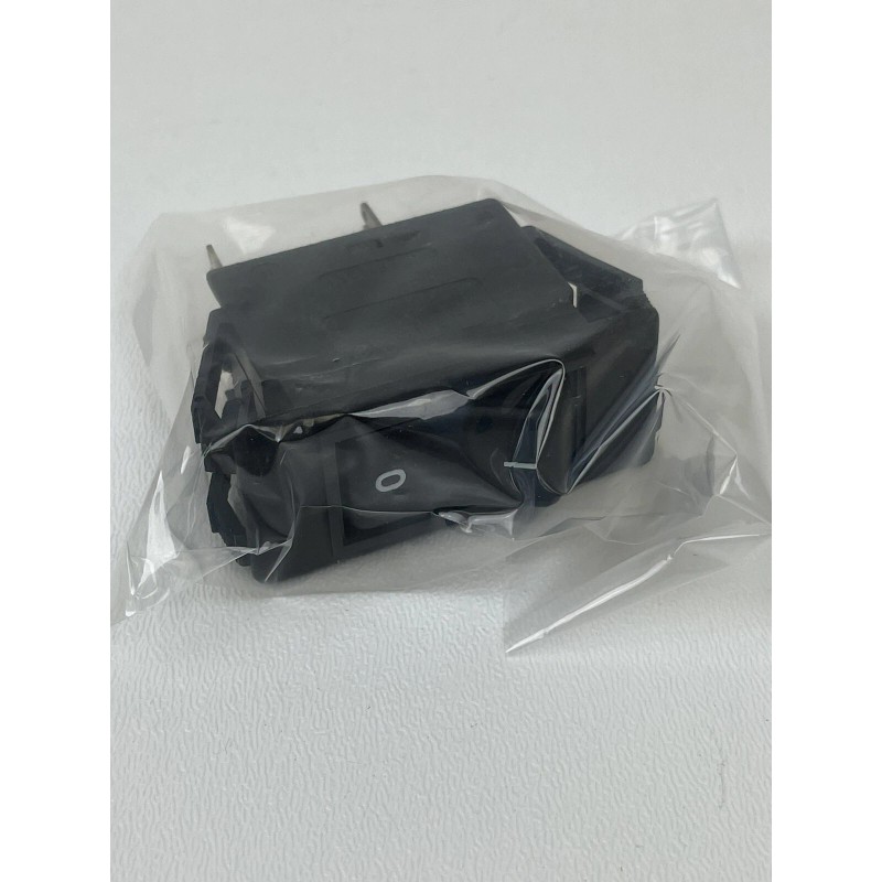 Eta (QTY 2) E-T-A 3120-F311-P7T1