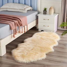 Faux Sheepskin Area Rug - Fluffy Fur Rugs - Sheepskin Throw Washable Non Slip Soft Shaggy Small Rugs - Light Yellow Fluffy Fur Rug for Living Room Bedroom Kitchen Bathroom Sofa Floor Decor 60 x160cm