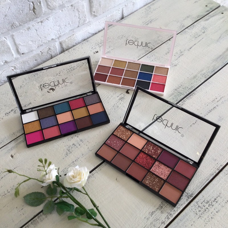 Invite Only Technic Eye Shadow Palette (15 Colors)