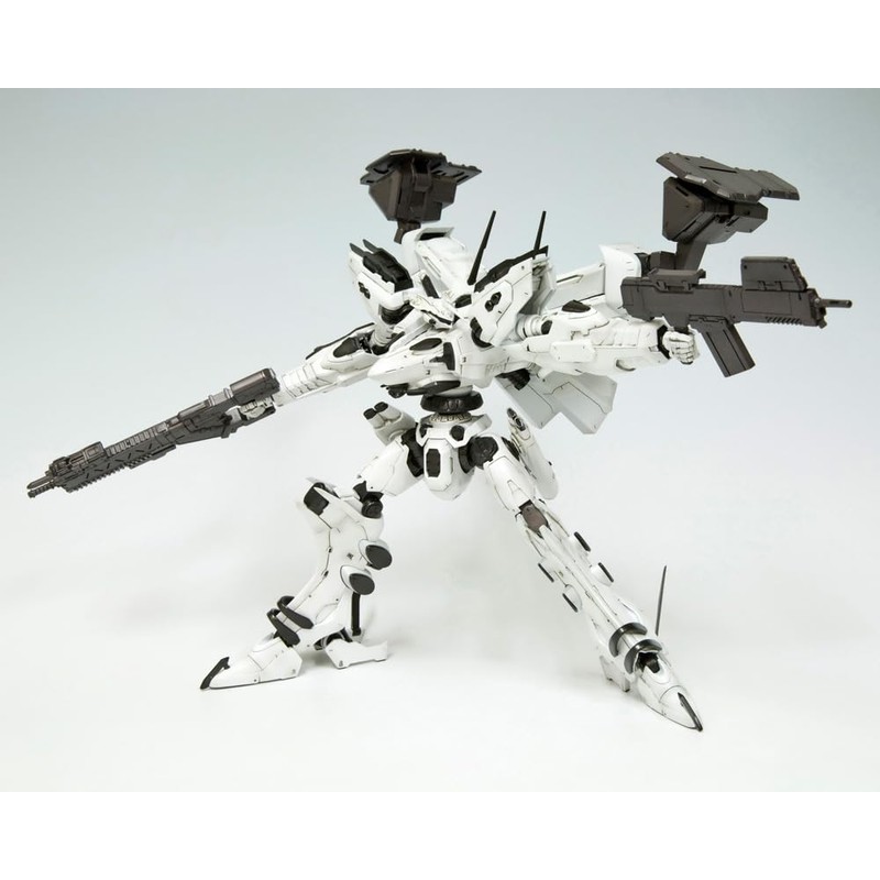 Armored Core Line Arc White Glint 1/72 Scale Plastic Model