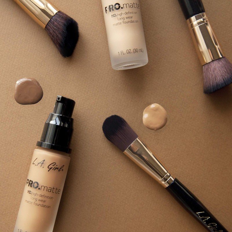 L.A. Girl PRO.Matte Foundation, Warm Sienna GLM679